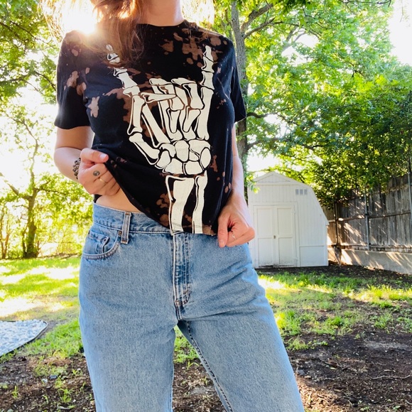 Bleach dyed skeleton rocker tee - Picture 2 of 2